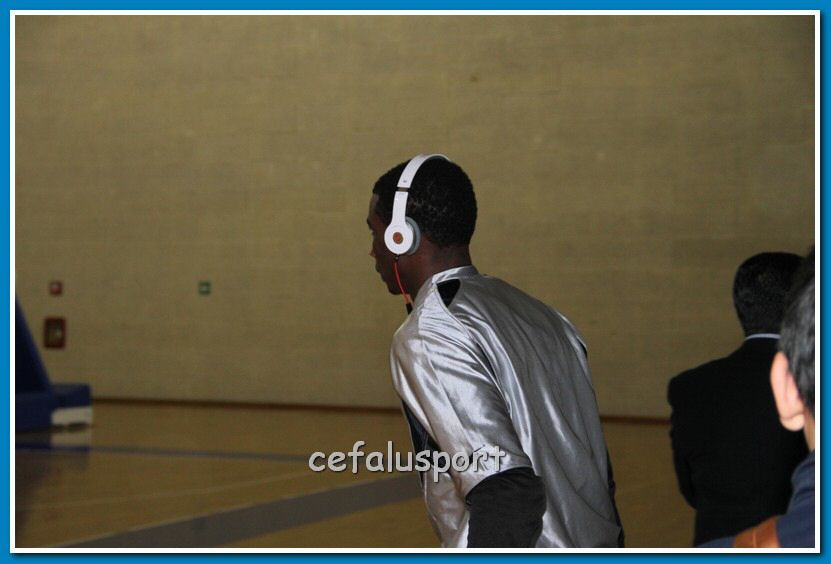 121223 Aquila 022_tn.jpg